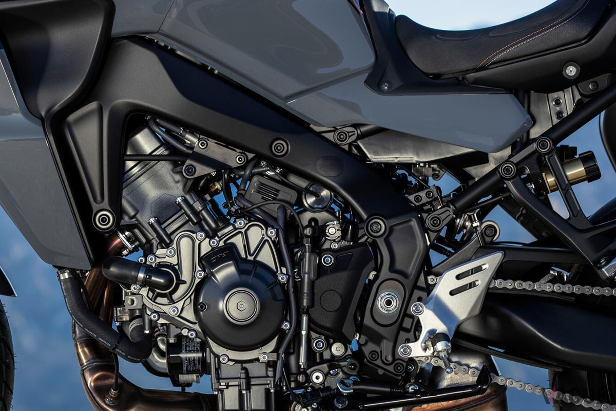 バイクならではのアレンジを加えたACCを国産バイクで初めて搭載。よりツーリングを楽しめるモデルとなったヤマハ「TRACER9 GT＋」