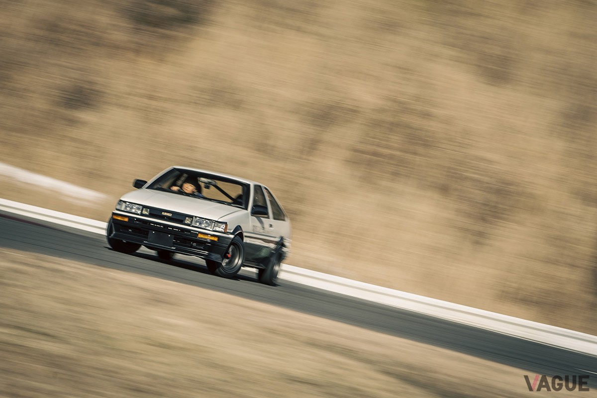 「東京オートサロン2023」のGRブースを飾ったAE86型「カローラ レビン」はEVにコンバートされたモデル。MT搭載で華麗なドリフト走行も決まる未来型のAE86だ