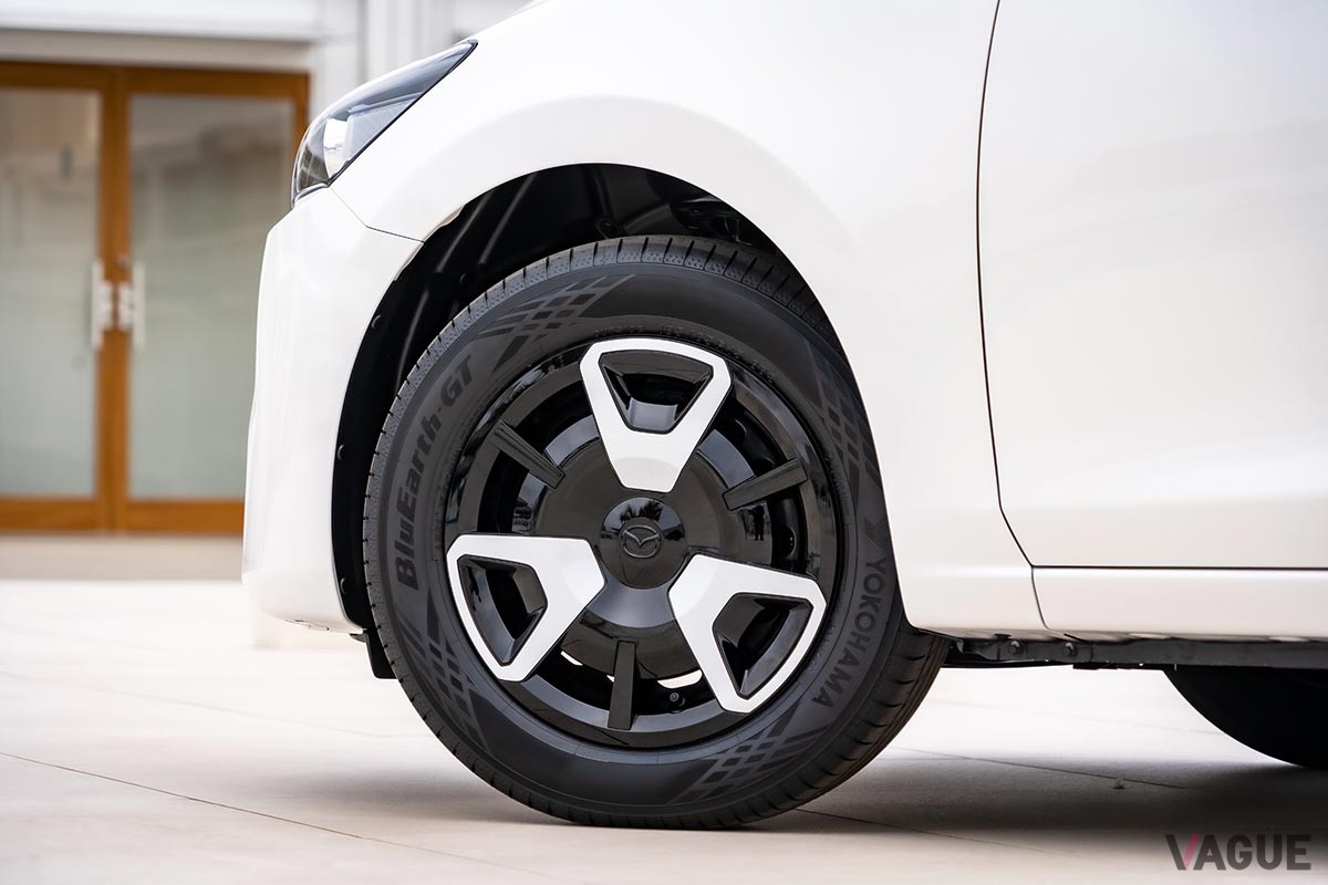 新型「マツダ2」の「15BD」