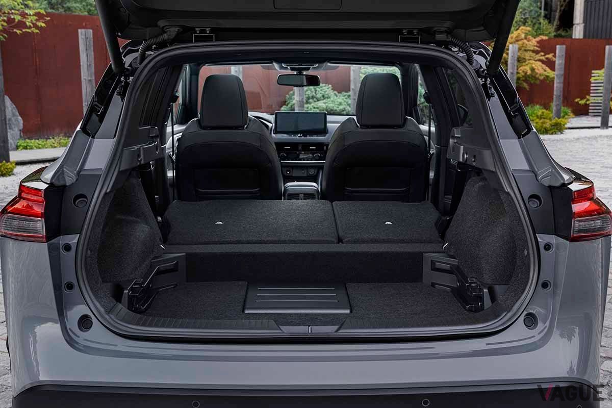 日産のコンパクトSUV「キャシュカイ」の荷室