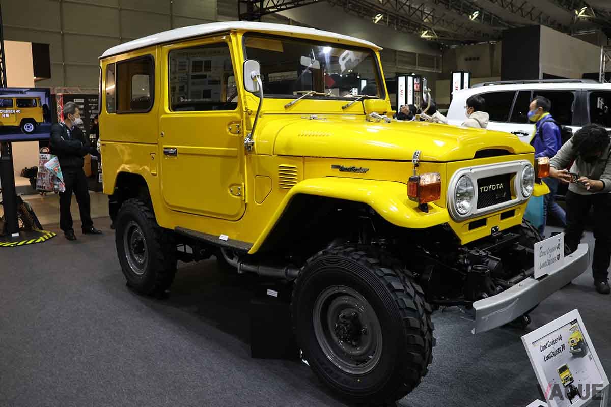 東京オートサロン・トヨタ車体ブースに展示中の「LAND CRUISER 40 × LAND CRUISER 70」