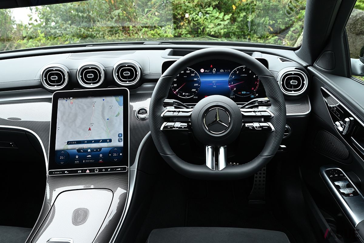 メルセデス・ベンツ新型「Cクラス」のインパネ