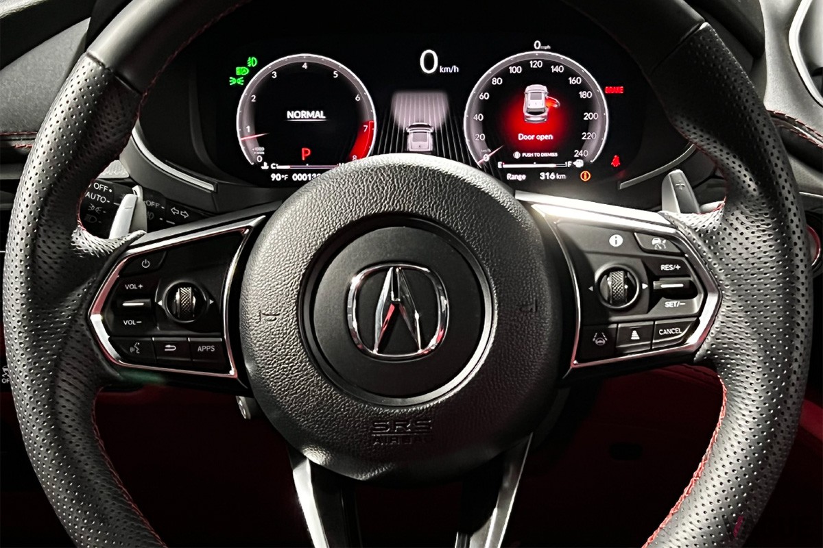 ホンダの海外向け高級ブランド「ACURA(アキュラ)」の最上級SUV「MDX」の販売が開始された！