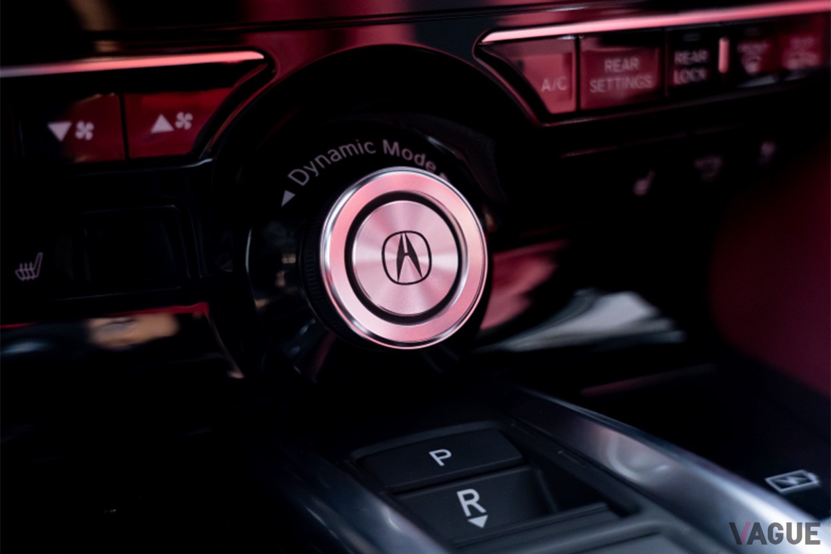 ホンダの海外向け高級ブランド「ACURA(アキュラ)」の最上級SUV「MDX」の販売が開始された！