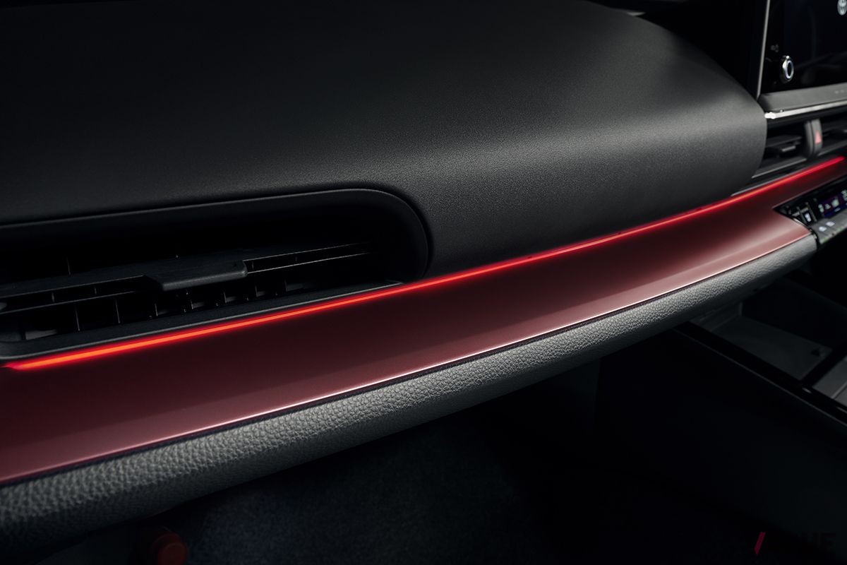 トヨタ新型「プリウス」のインテリア