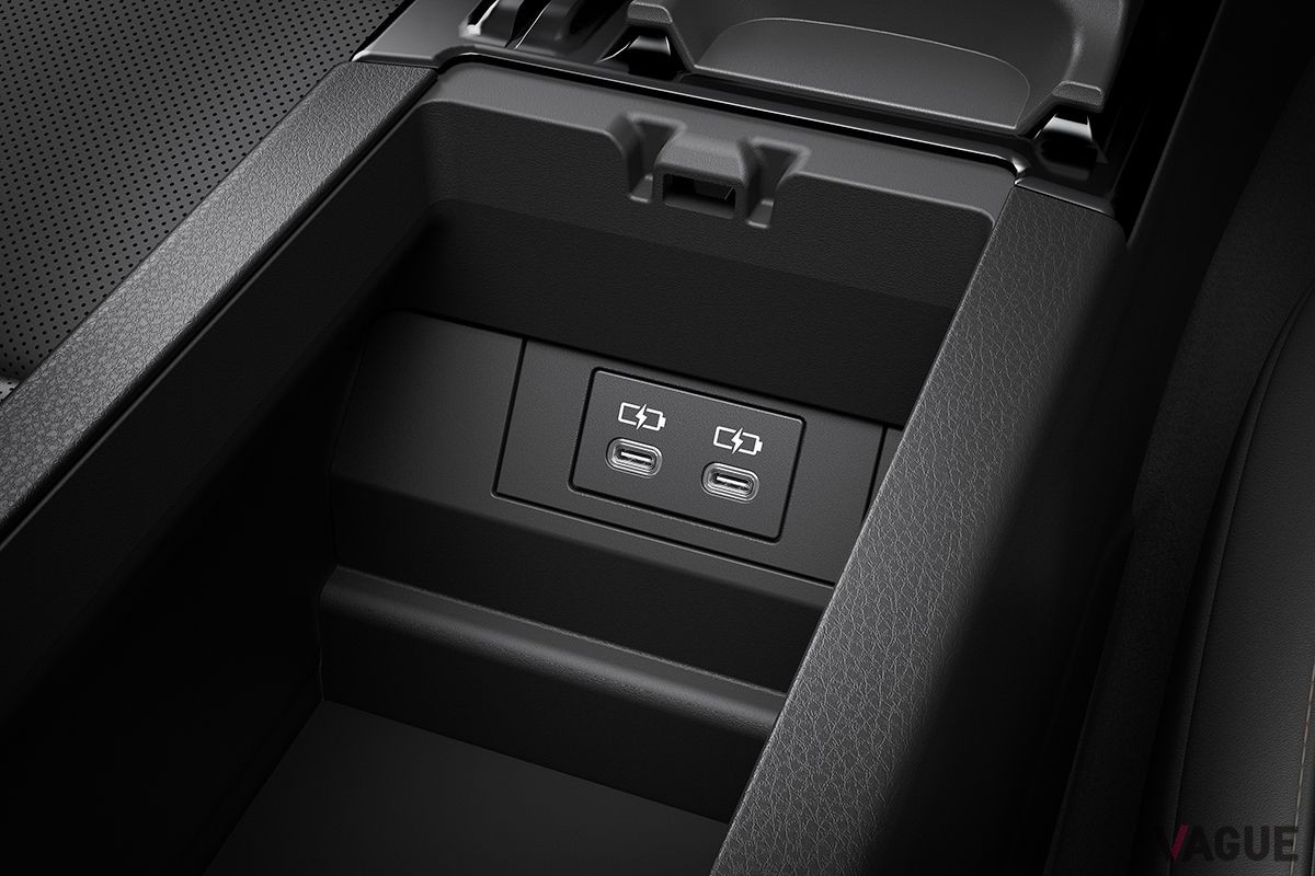 トヨタ新型「プリウス」のインテリア