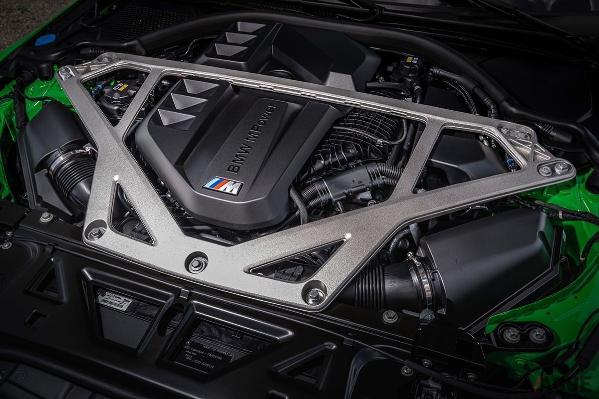 BMW新型「M3 CS」のエンジン