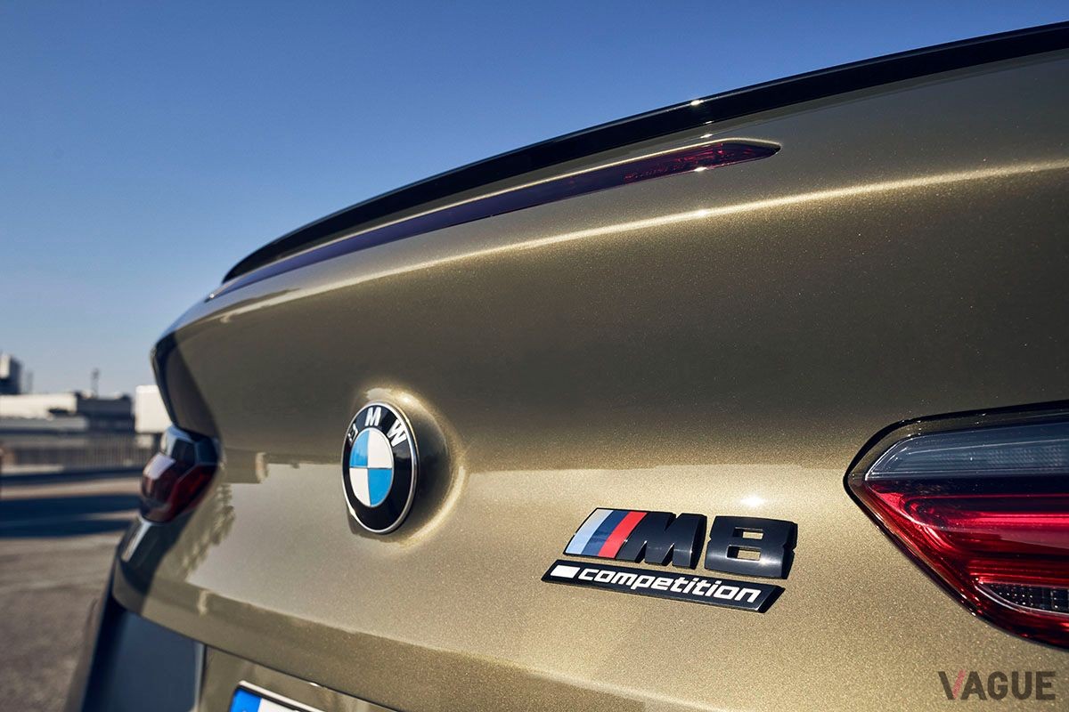 2022年3月に日本で登場した「M8カブリオレ」