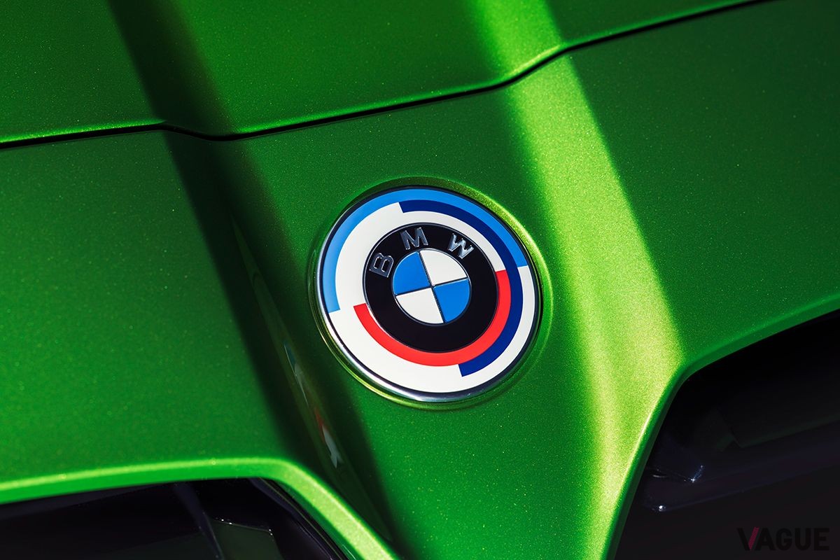 BMW M50周年記念エンブレム