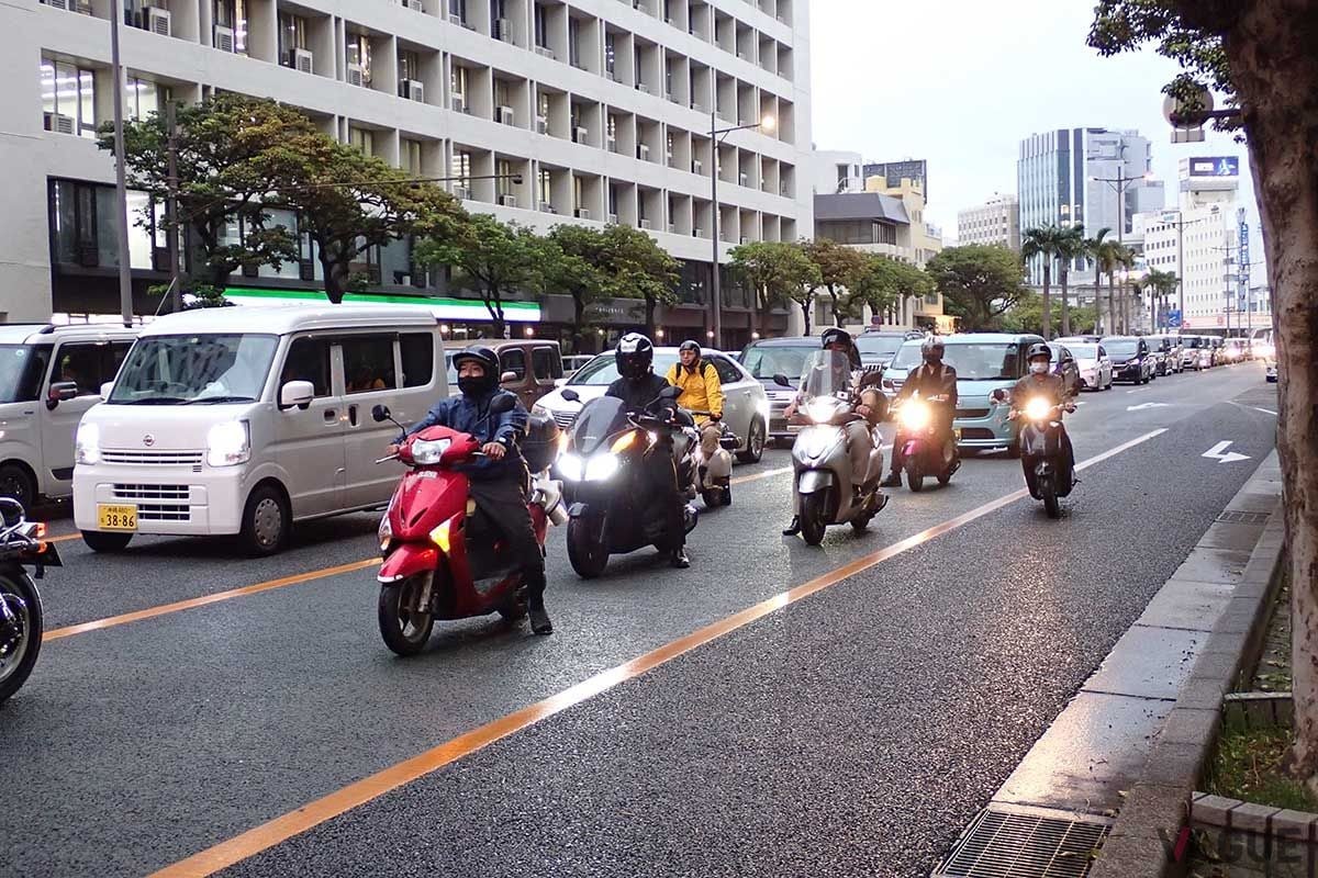 沖縄の道路
