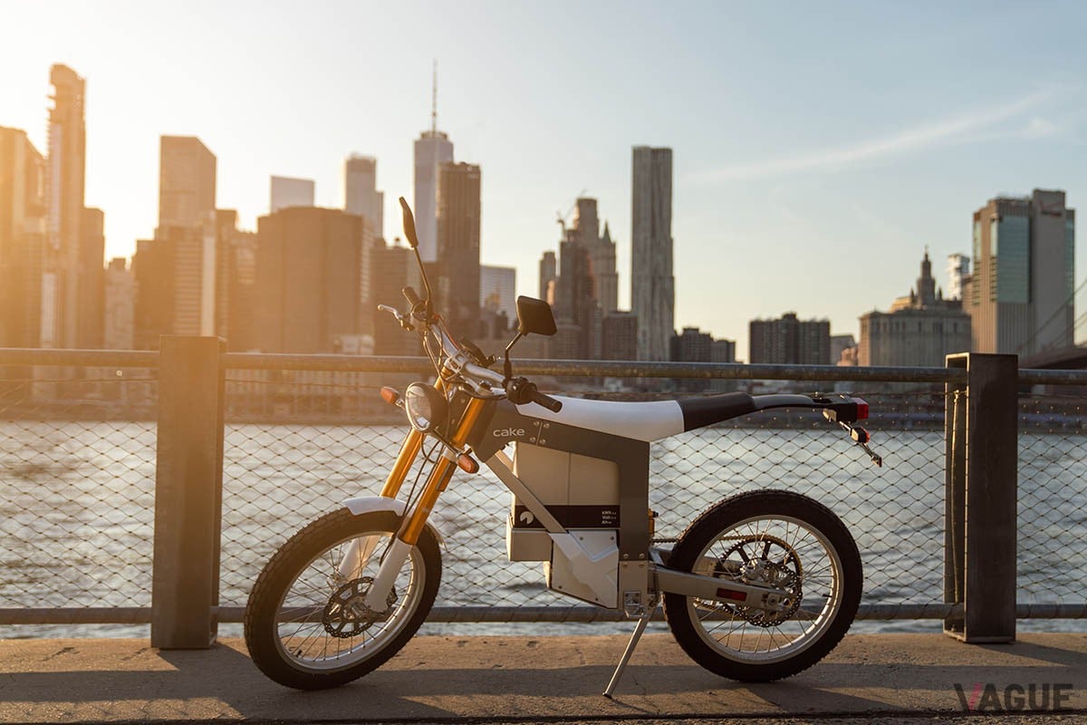 自然の中でのパトロール活動などでも実績を上げているスウェーデンCAKE社のプレミアム電動バイクが、今春、日本でのWEB販売をスタート
