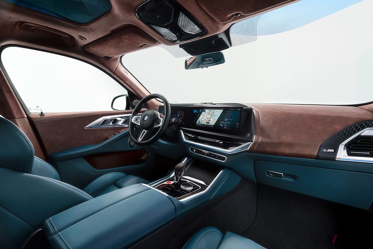 BMW新型「XM」のインテリア