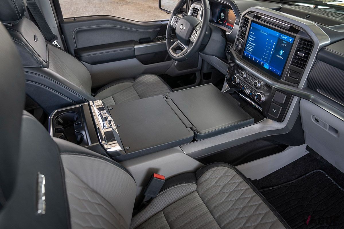 フォード新型「F−150」のインテリア
