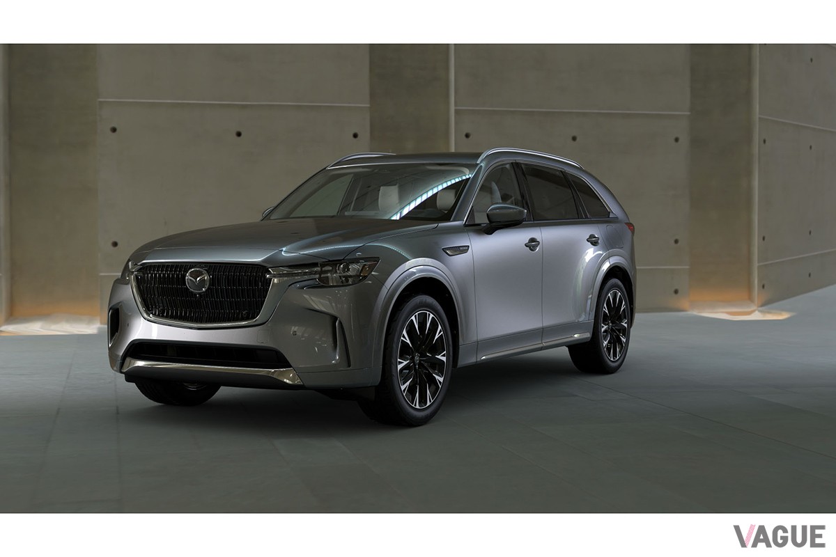 マシーングレープレミアムメタリックに塗られたマツダ「CX-90」