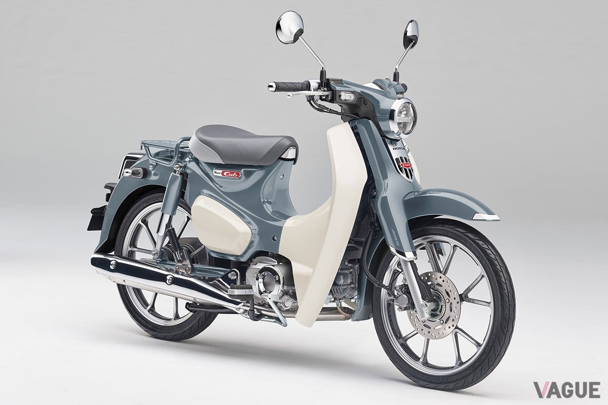 「スーパーカブ」シリーズの最上位モデルであるホンダ「スーパーカブC125」に、シックな新色が登場