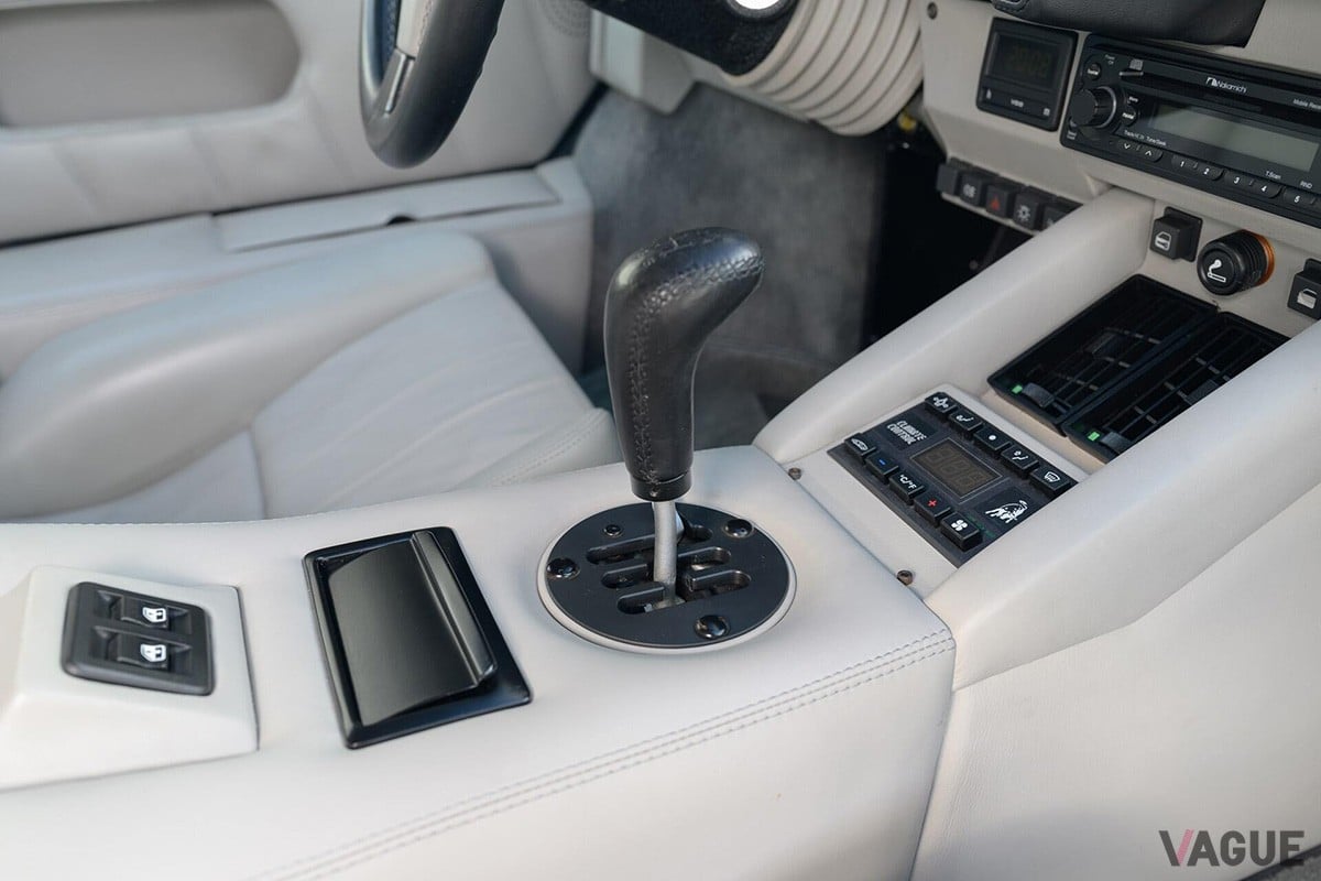 傷みがちなシフト回りも新品のような状態（C）RM Sotheby’s