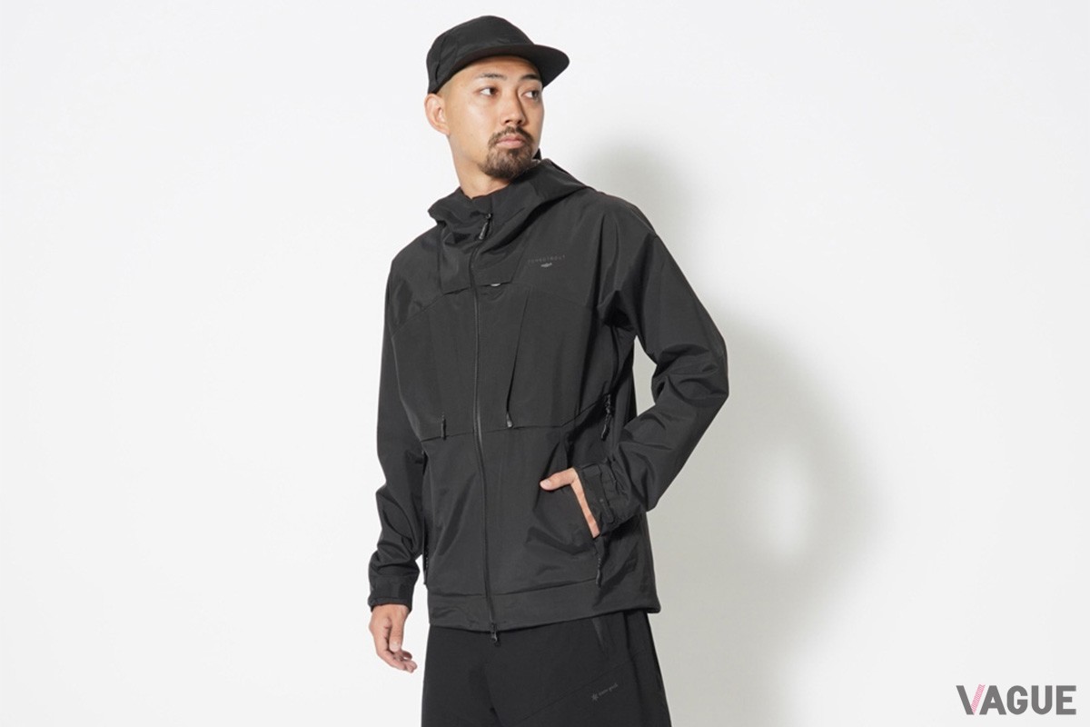 「2.5L River Jacket」（価格：5万7200円、消費税込）のブラック