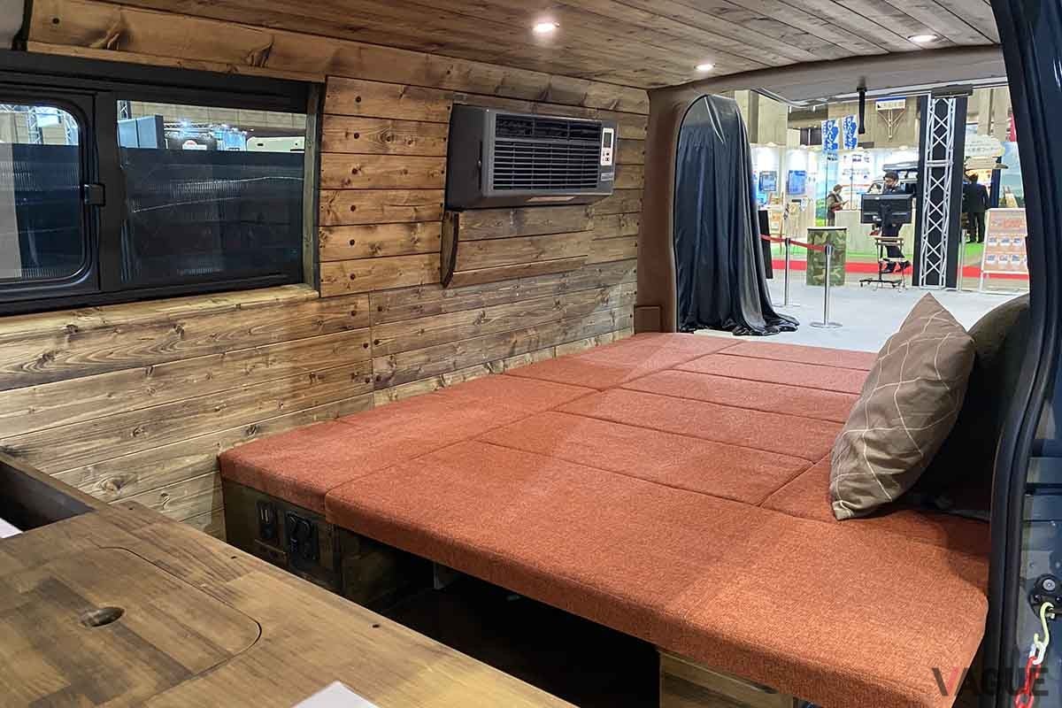 ダイレクトカーズの「リトリートアニバーサリー」のインテリア