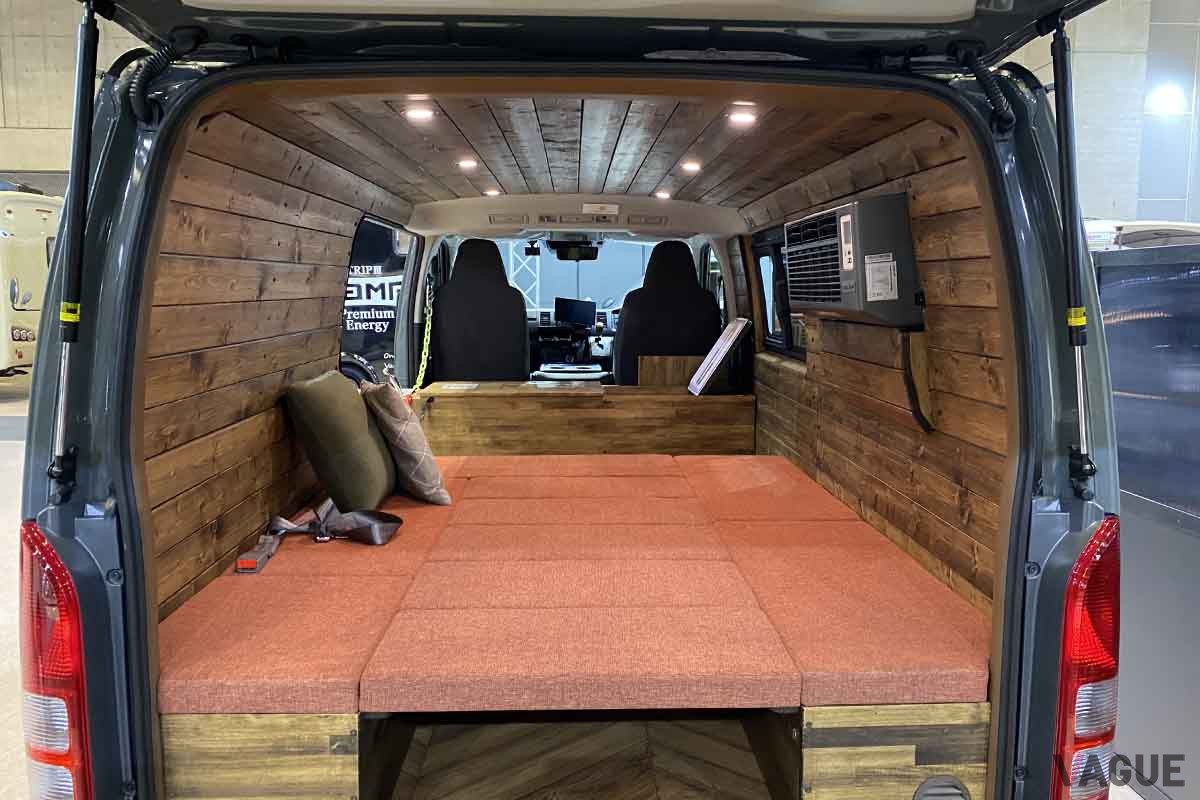 ダイレクトカーズの「リトリートアニバーサリー」のインテリア