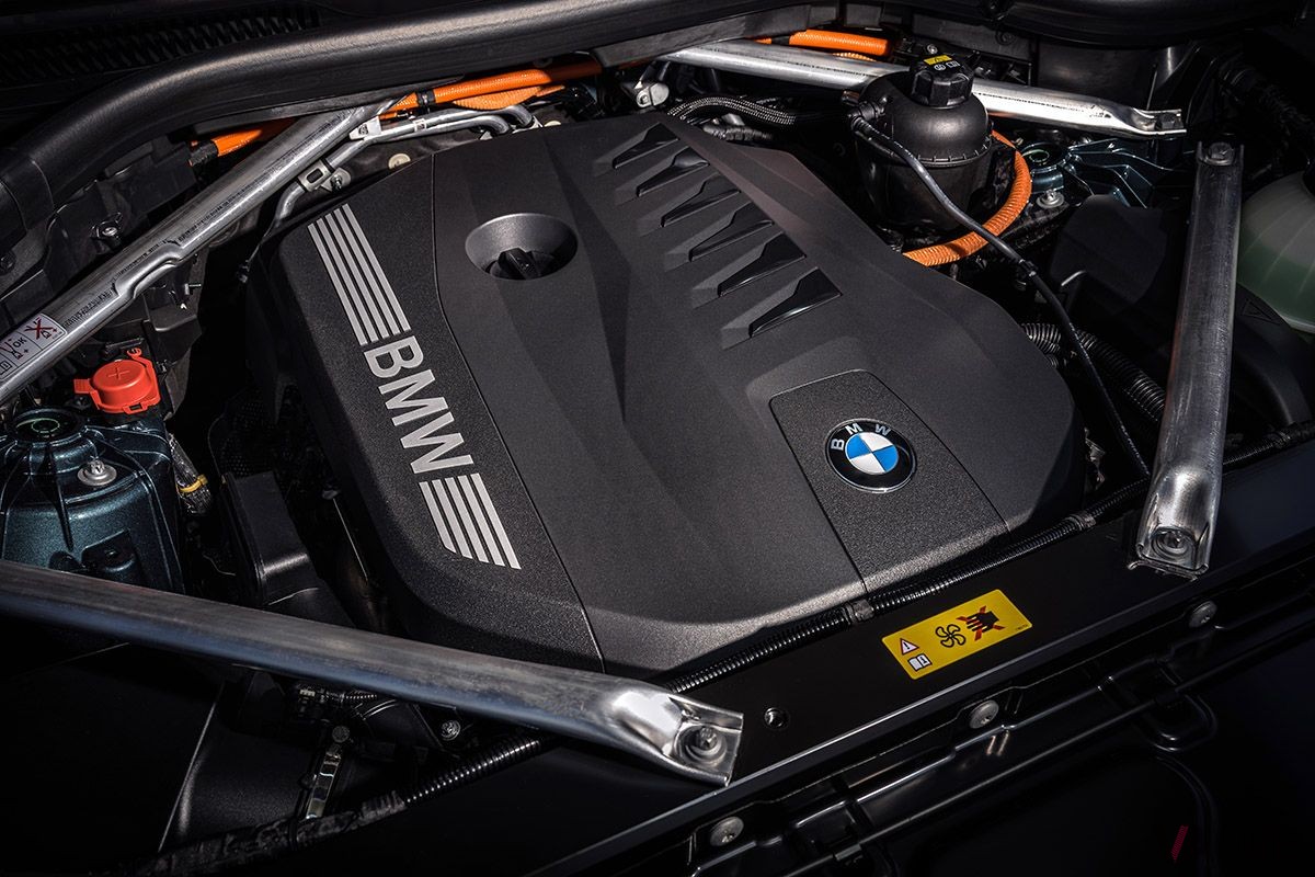 BMW改良新型「X5」のエンジン