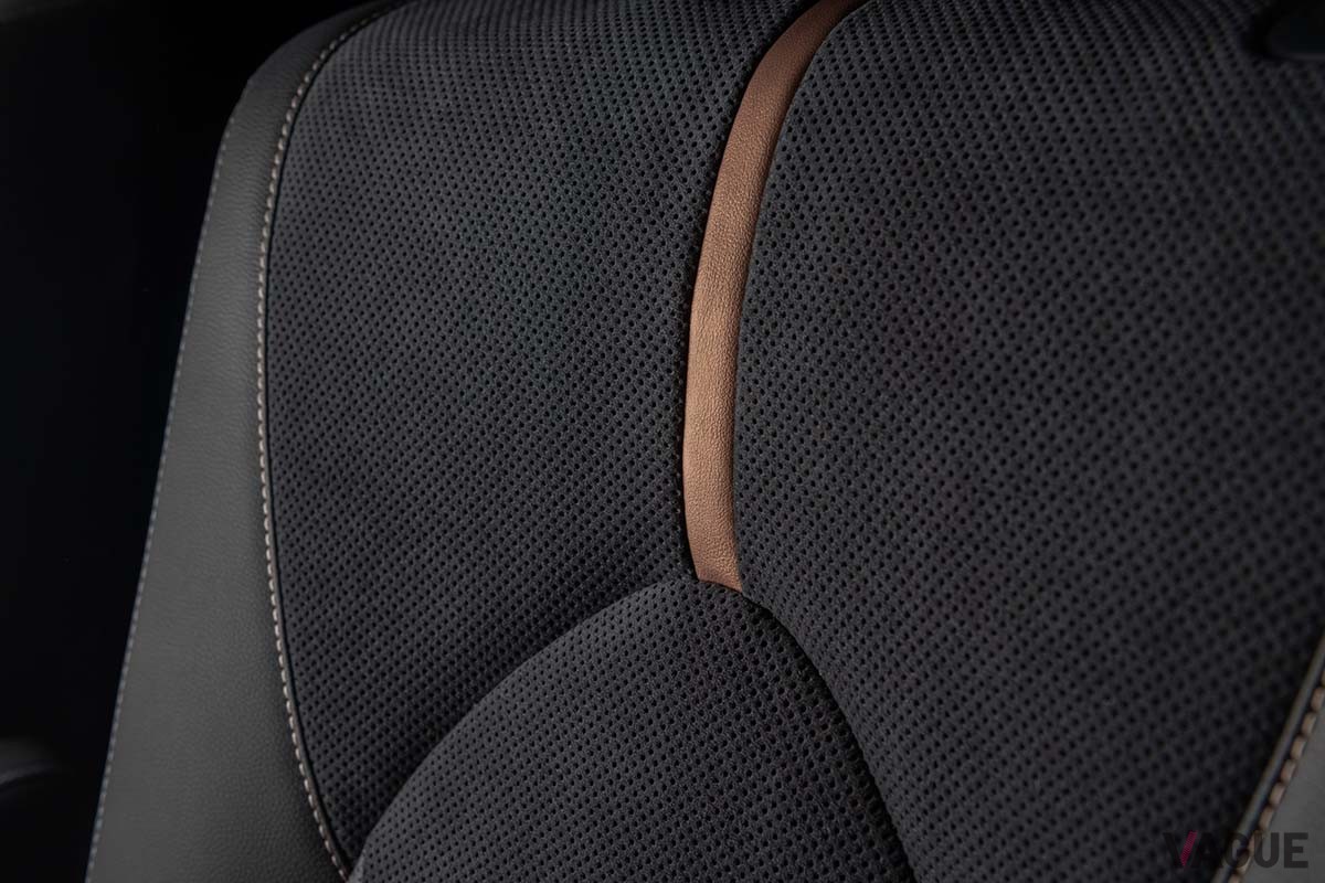 トヨタ新型「グランドハイランダー」のインテリア