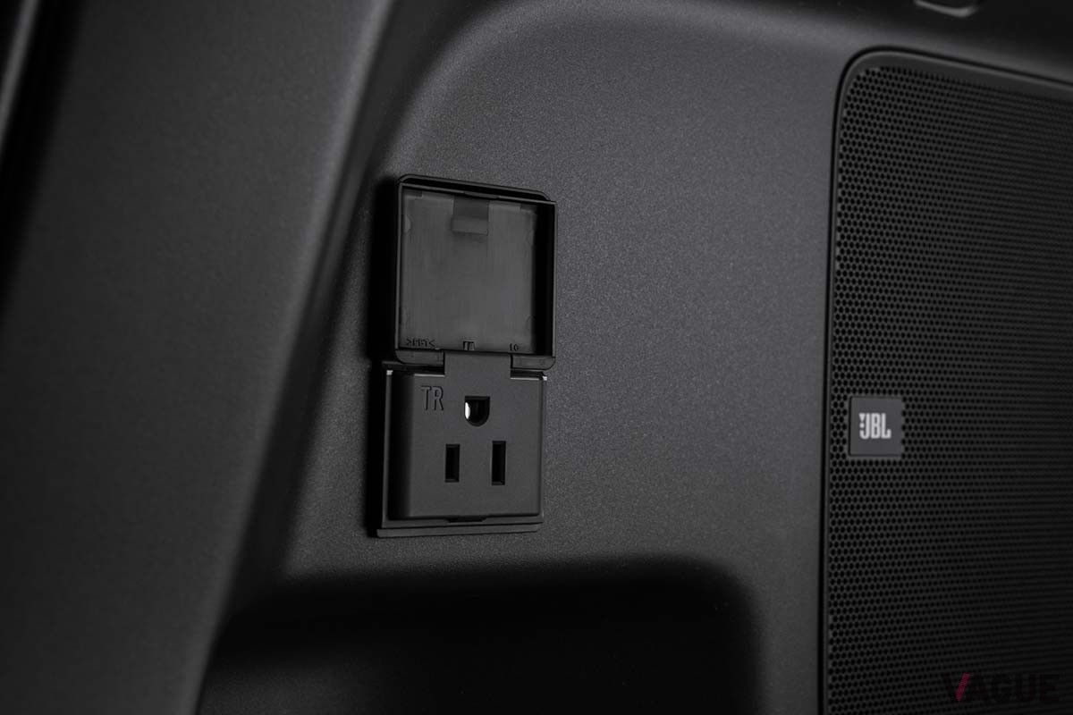 トヨタ新型「グランドハイランダー」のインテリア