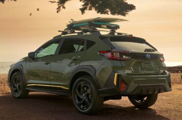 スバル、シカゴオートショーでCarPlay搭載の2018年レガシィを初披露