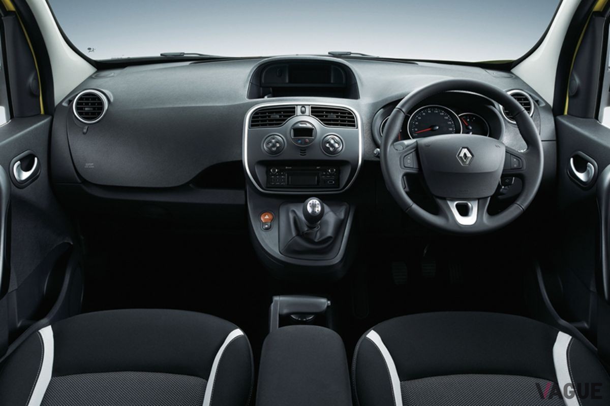 2013年に登場した2代目カングー後期型のインテリア