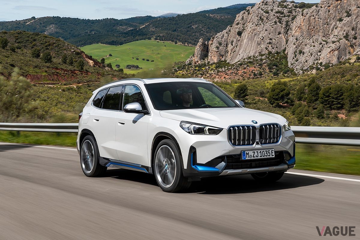 BMW新型「iX1」