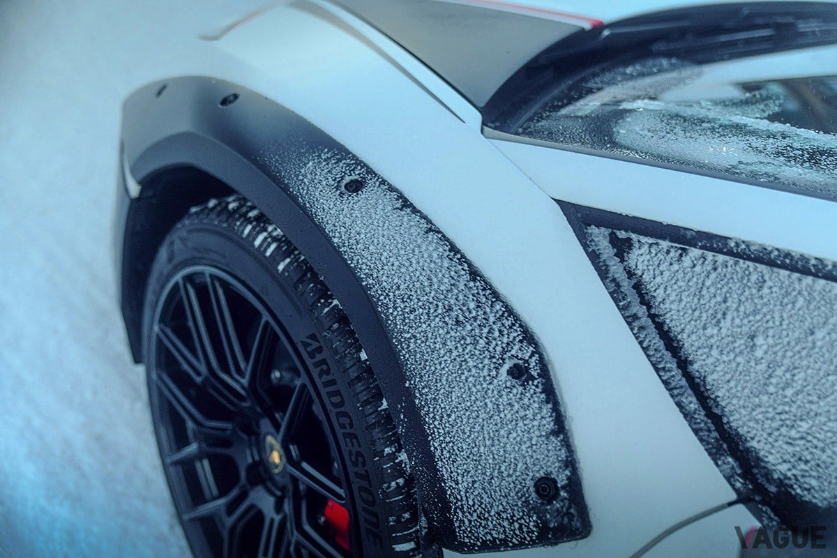 雪上でのランボルギーニ新型「ウラカン エステート」