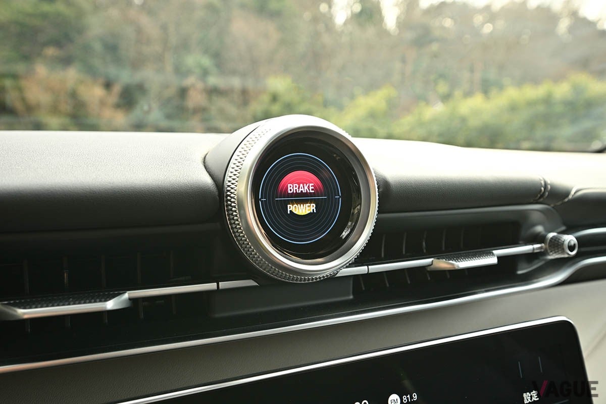 マセラティらしいスポーティなルックスや刺激的な走りと、高級車ならではの快適性や上質さが1台に凝縮されたコンパクトSUV「グレカーレ」