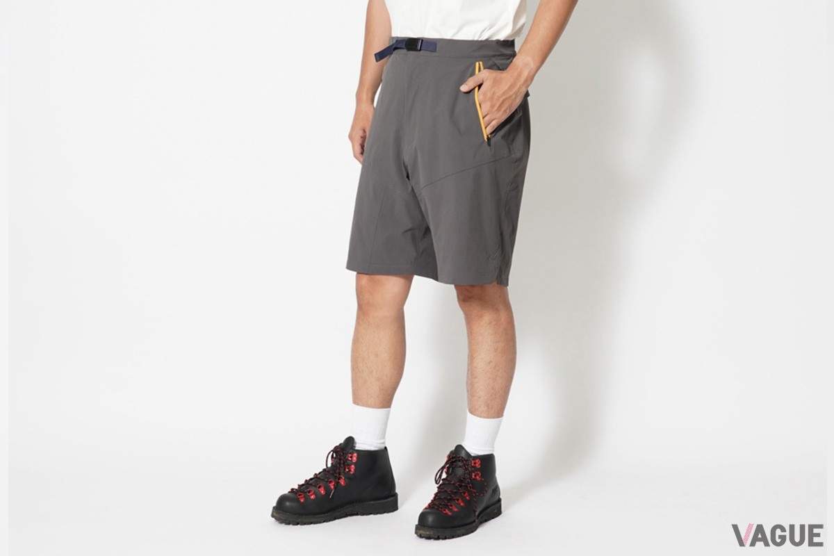 適度に通気性のある軽量ストレッチ/耐久撥水素材を採用した「Stretch River Shorts」（価格：1万9800円、消費税込）
