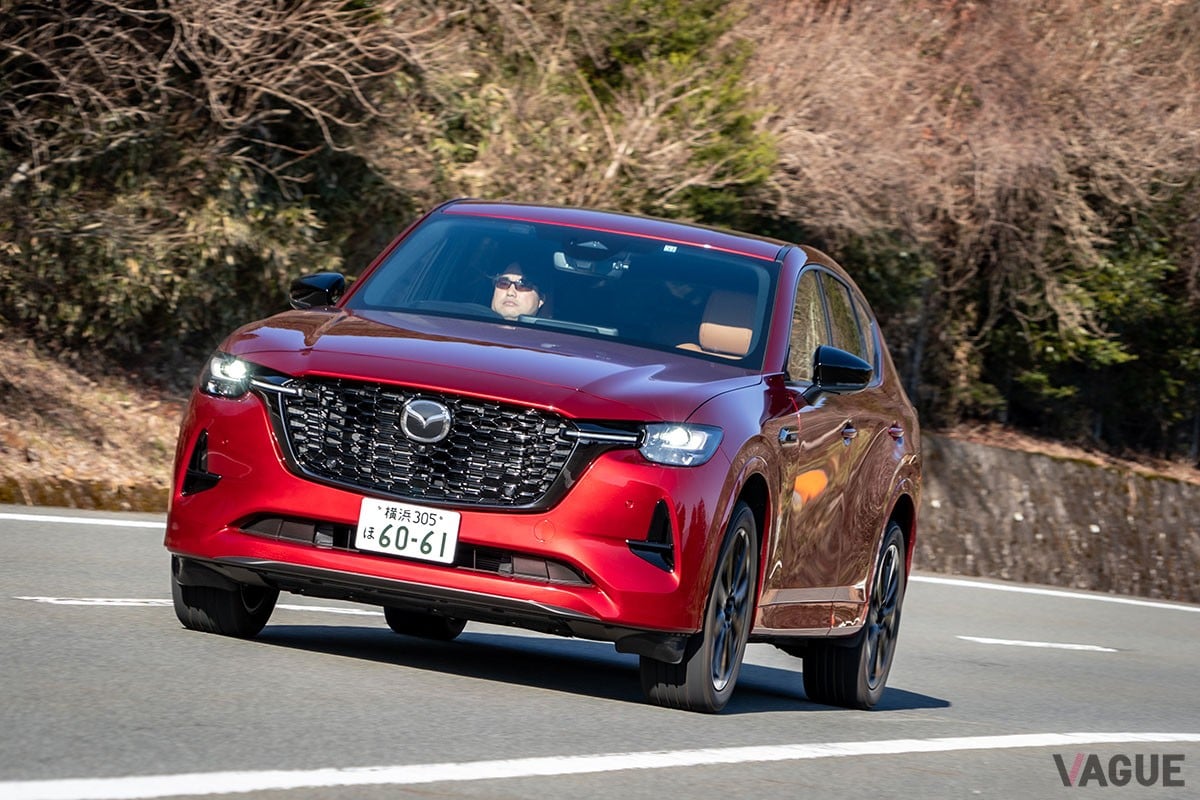 国産PHEVで最もパワフルな心臓部や前後ほぼイーブンの重量配分などにより、スポーツカー級のフットワークを披露するマツダ「CX-60 PHEV」