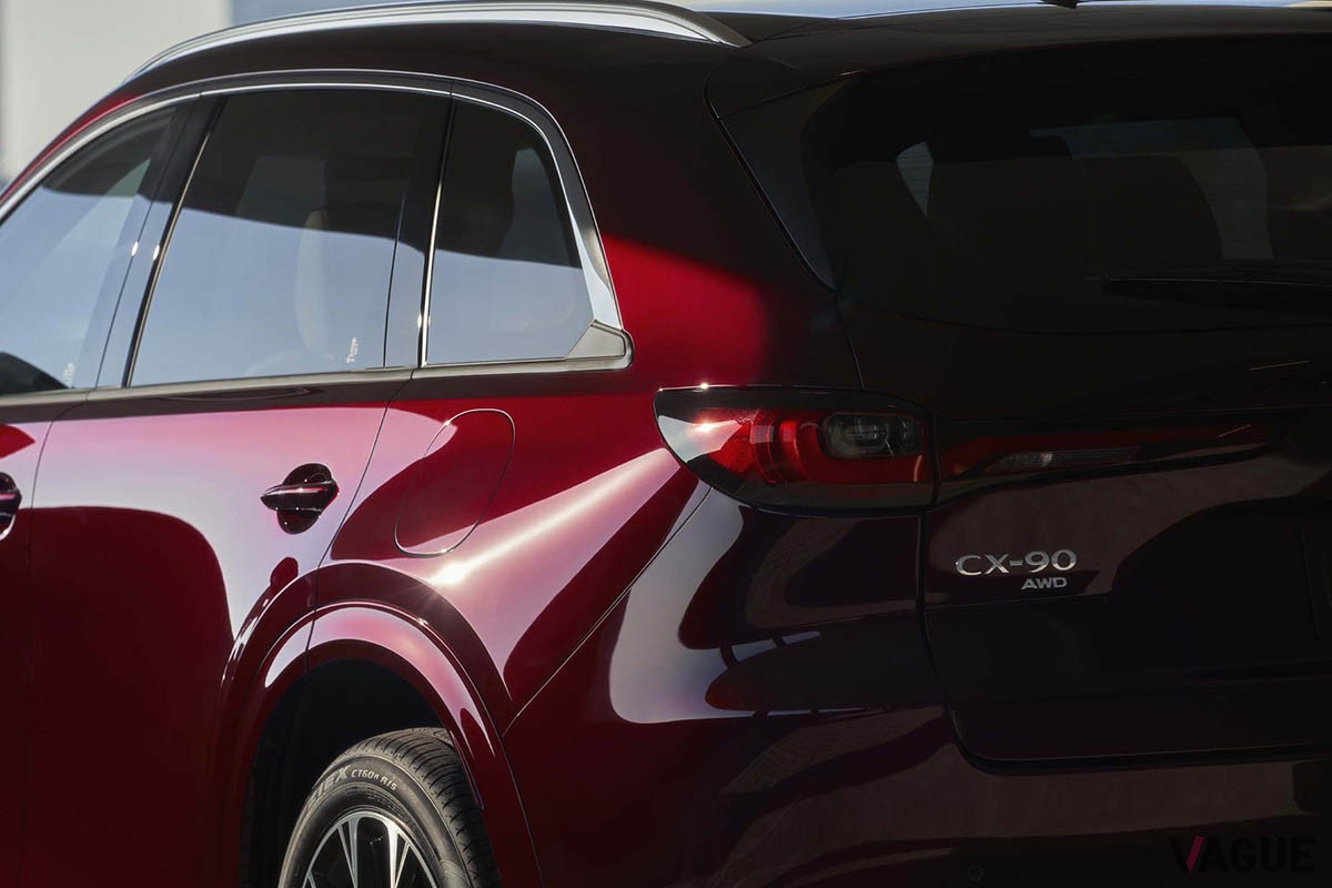 マツダ「CX-90」