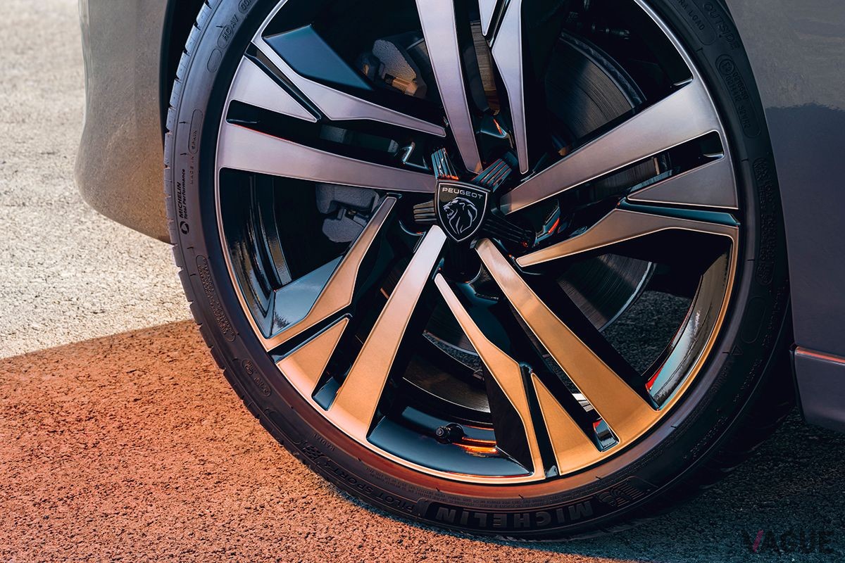 プジョー改良新型「508」のホイール