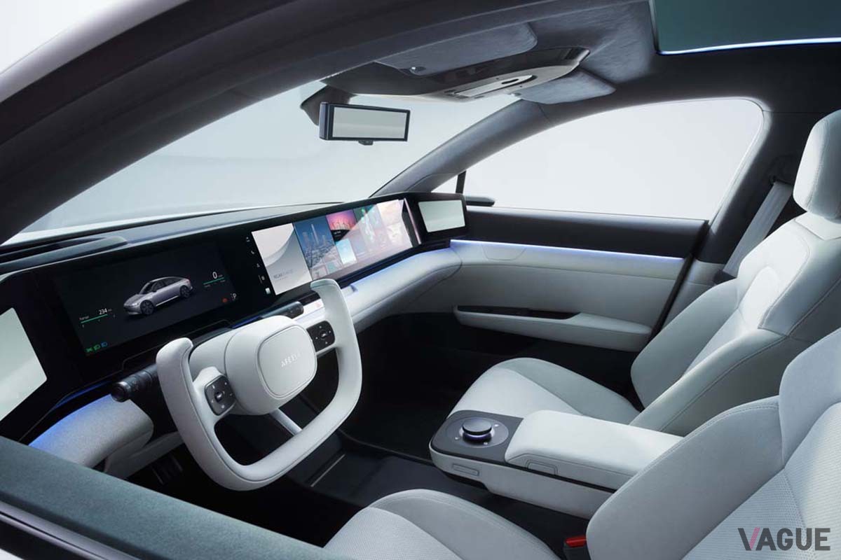 ソニー・ホンダモビリティが発表した新ブランド「AFEELA」で提供される車両は、ドライバーや周辺にいる人たちとコミュニケーションを取れる「Media Bar」を搭載。自動運転レベル3の実現や、車内で楽しむエンタテイメントに至るまですべてOTAによって機能アップされていくことをキーポイントとしている