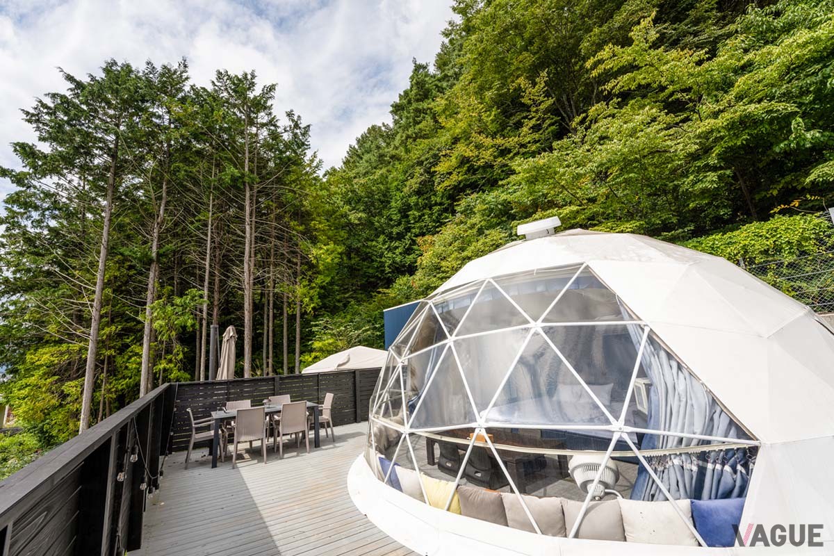 富士山を両裾野まで見渡せる風景美が自慢の絶景スポットにある話題のグランピング施設「Mount Fuji Panorama Glamping」