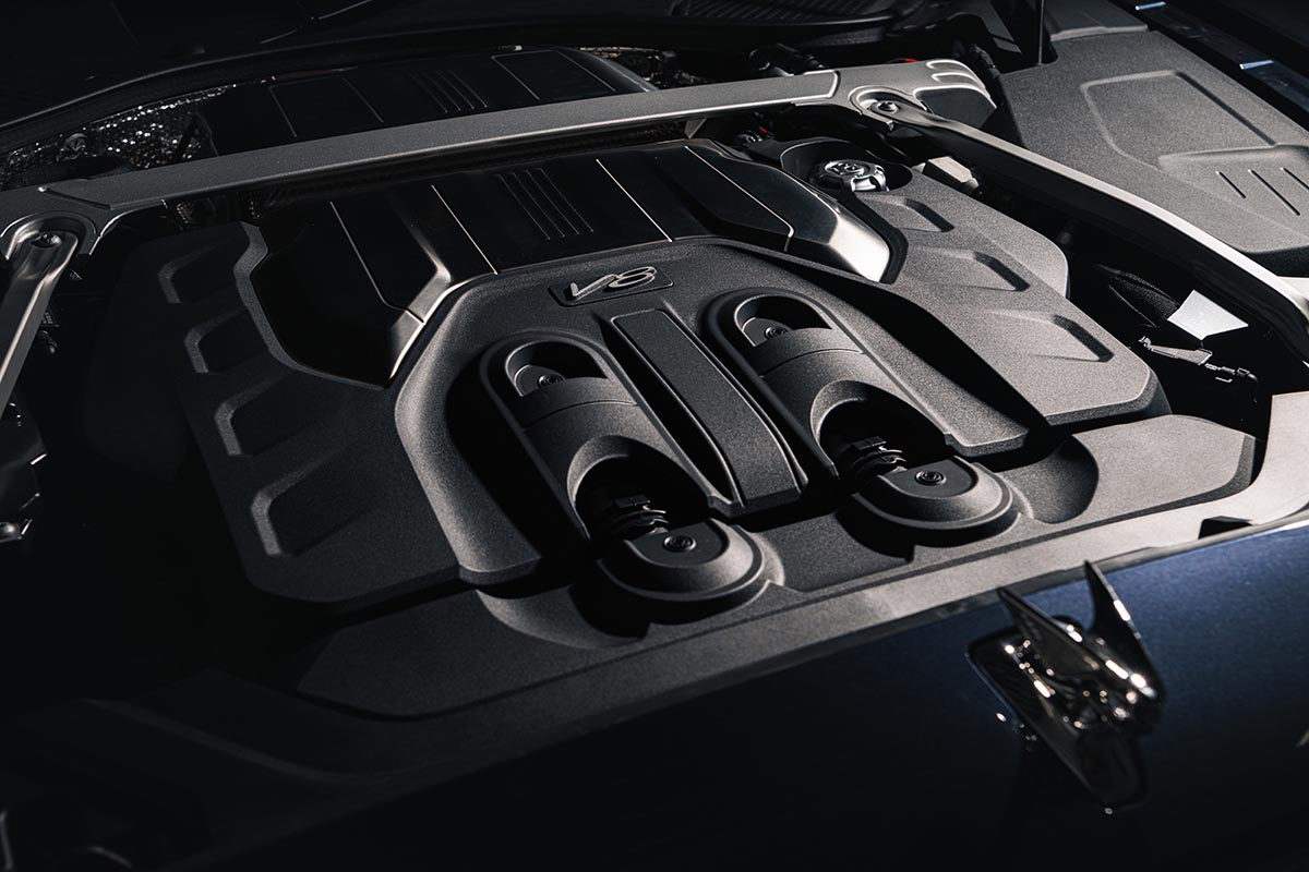 4リッターV8ツインターボエンジンは最高出力550ps、最大トルク770Nmを発生
