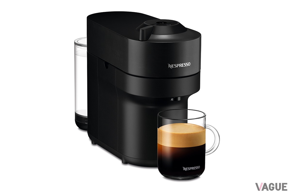 独自の抽出システムで、各コーヒーの個性豊かなアロマと味わいをより引き出すネスプレッソの最新コーヒーメーカー「ヴァーチュオ ポップ」