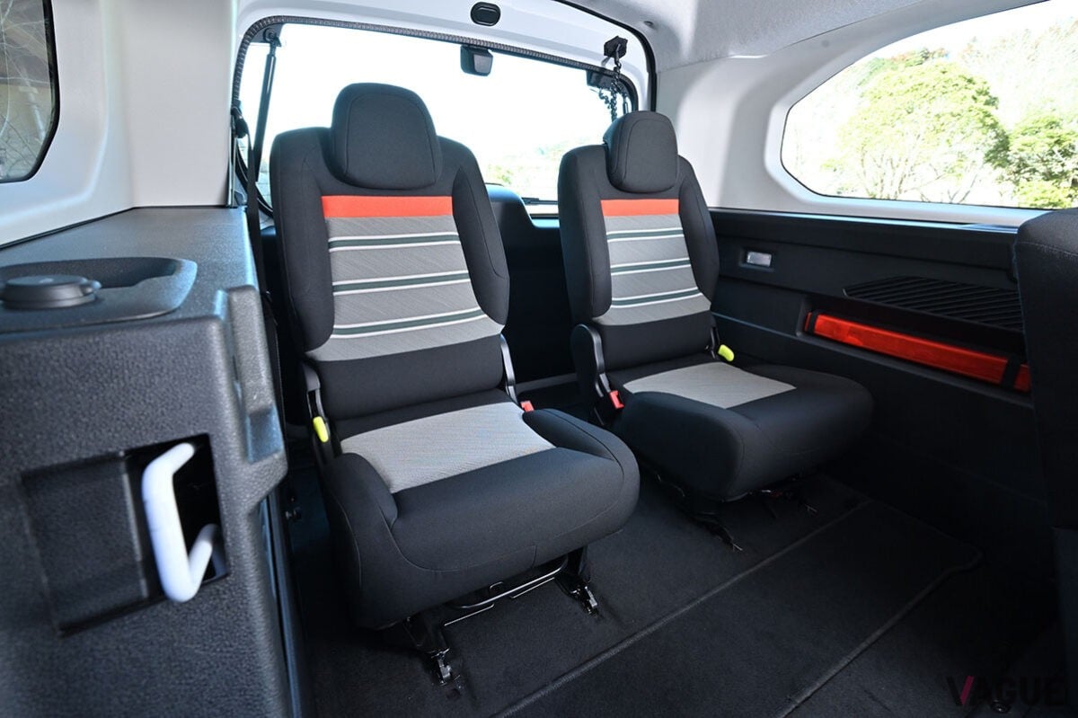 ロング化によってキャビンや荷室がより広くなり、乗り心地も一段と快適になったシトロエン「ベルランゴ ロング」