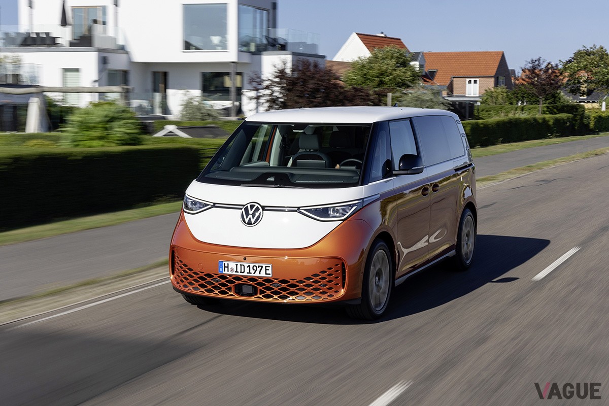 VWのEVミニバン、新型「ID.バズ」