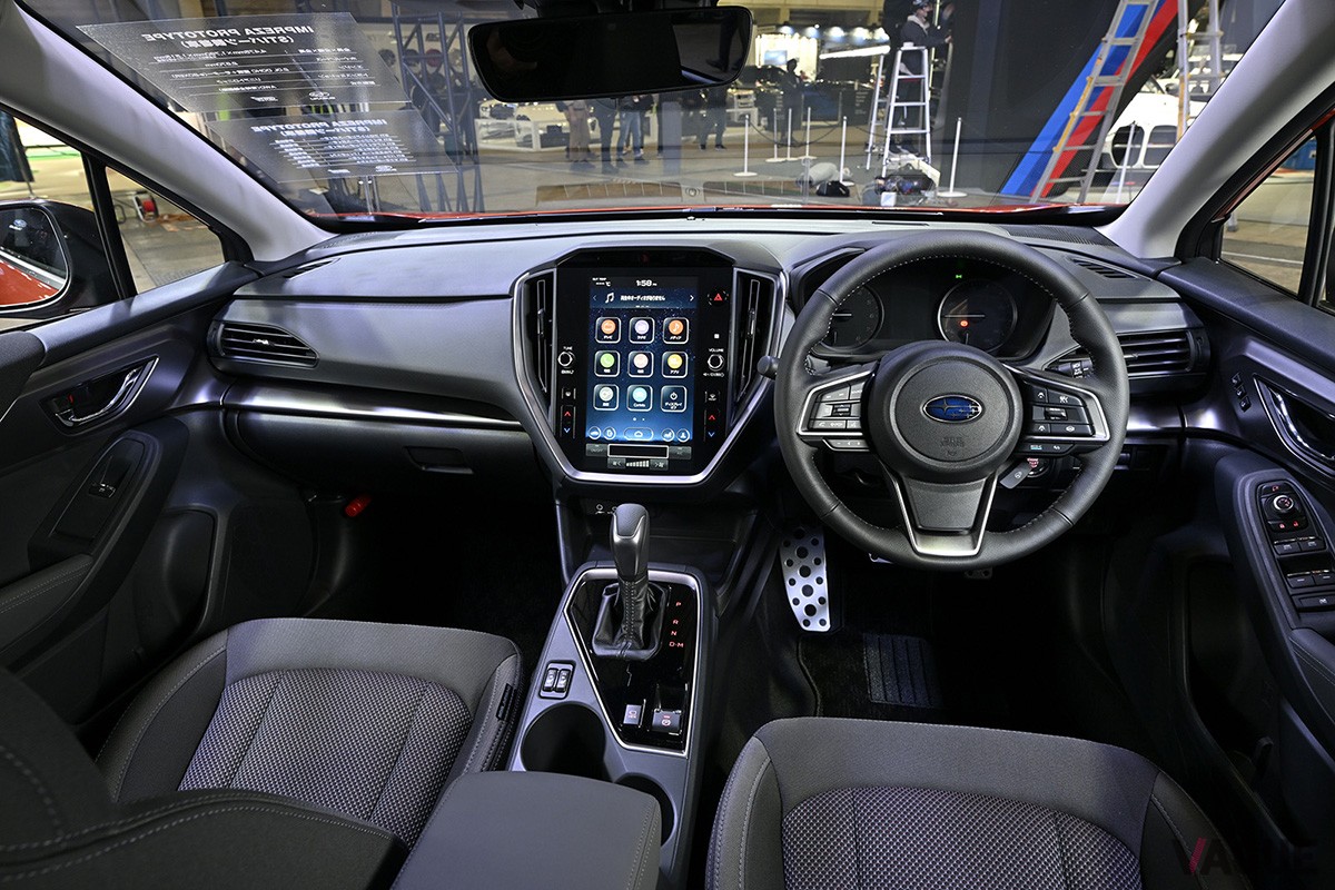 先行予約が開始されたスバル新型「インプレッサ」のインテリア