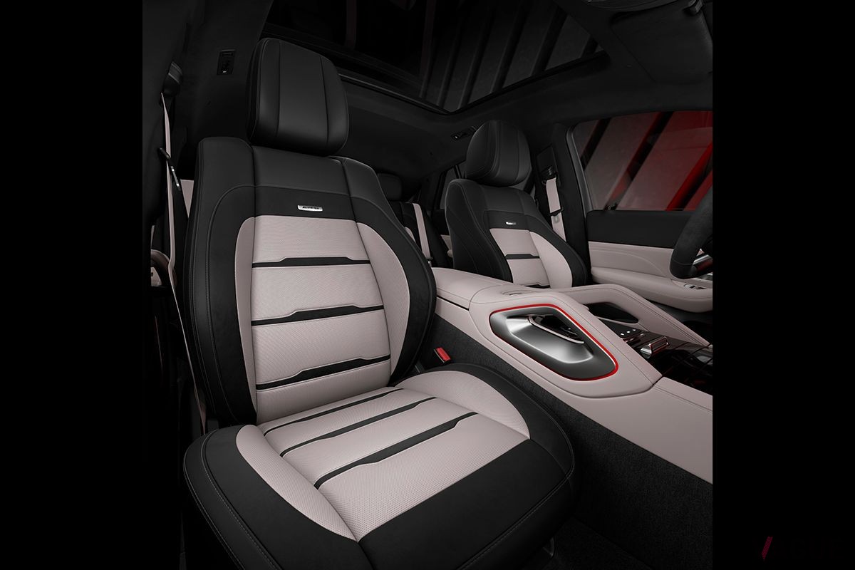 改良新型メルセデスAMG「GLE53 4MATIC+クーペ」のインテリア