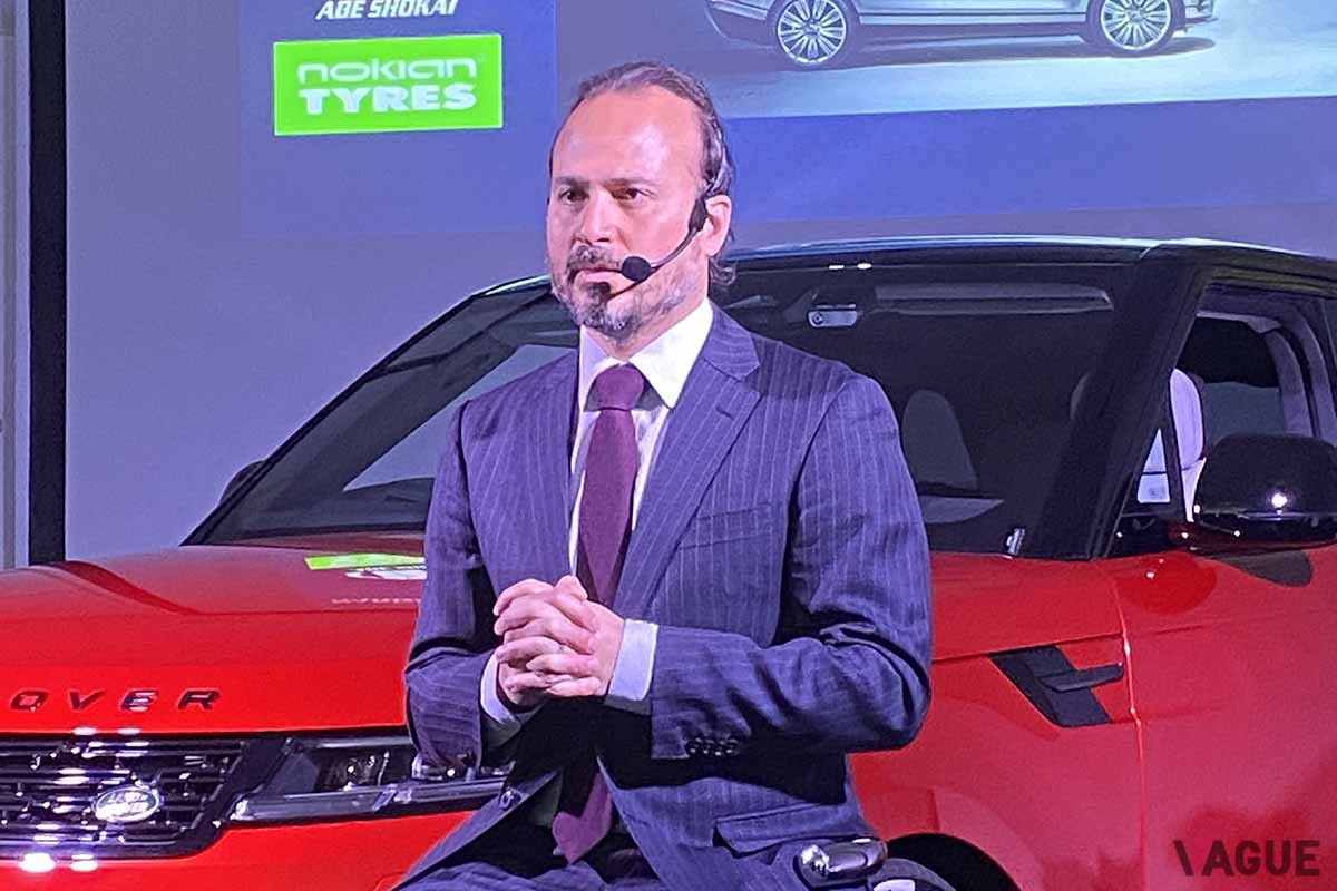 ランドローバー高輪 仮ショールームのオープニングセレモニーにはジャガー・ランドローバー・ジャパンのマグナス・ハンソン社長も来席した