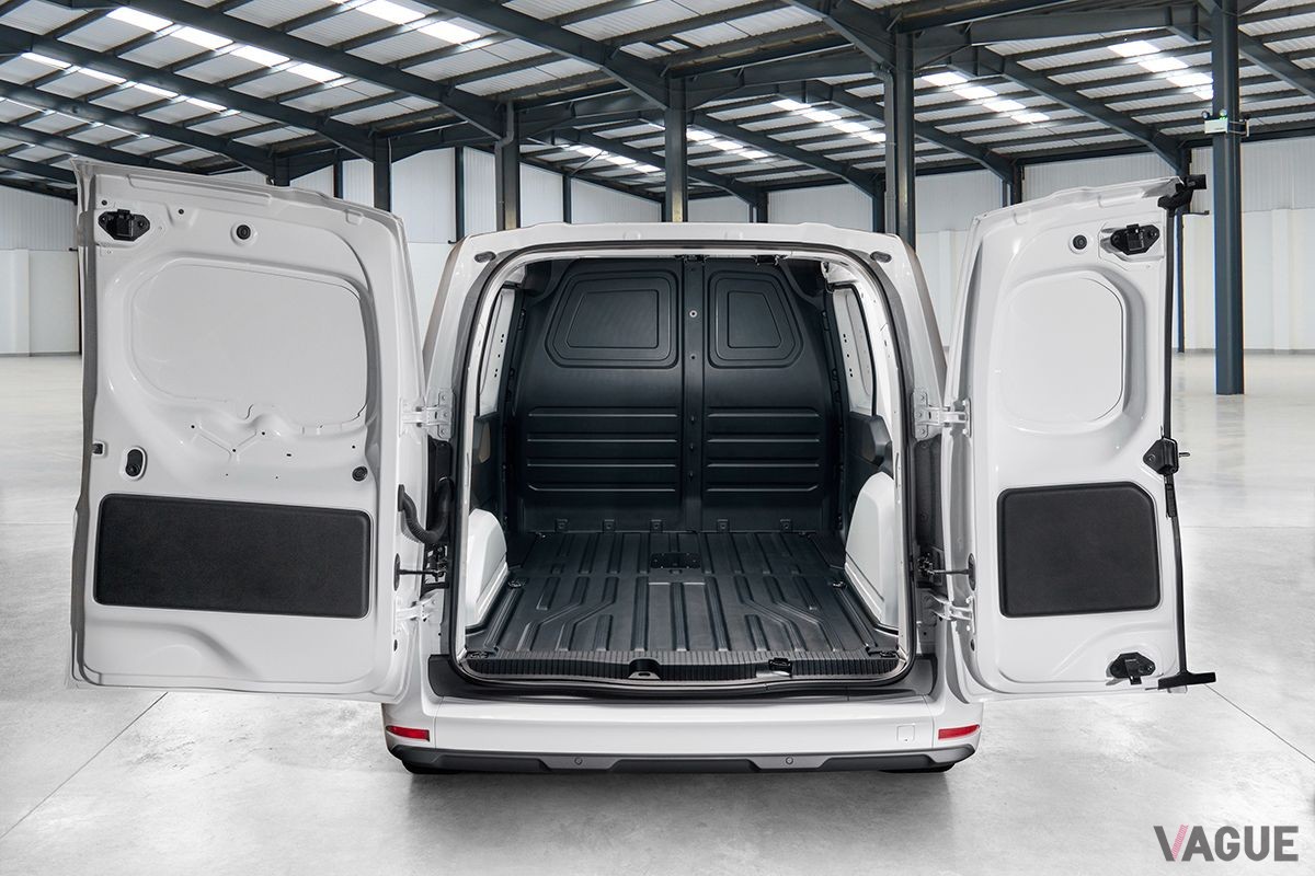 日産「タウンスターEV」の荷室