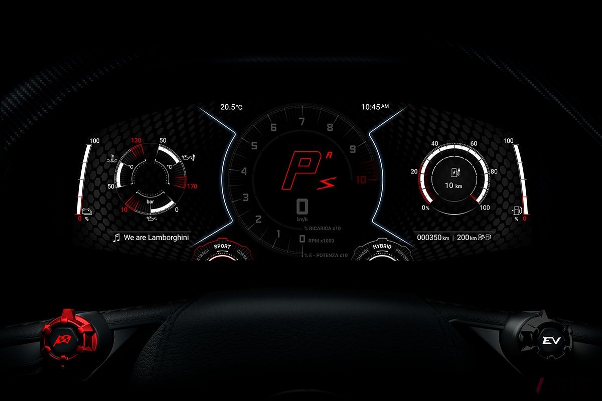 まもなく世界初公開予定のランボルギーニ新型PHEVスーパーカー「LB744（コードネーム）」のコックピット画像