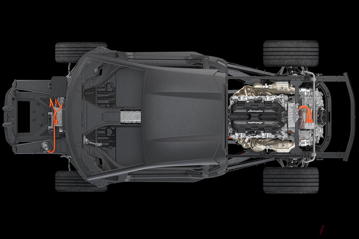 まもなく世界初公開予定のランボルギーニ新型PHEVスーパーカー「LB744（コードネーム）」のシャシ