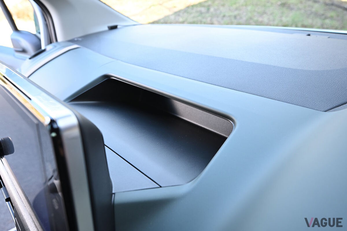 ロング化によってキャビンや荷室がより広くなり、乗り心地も一段と快適になったシトロエン「ベルランゴ ロング」