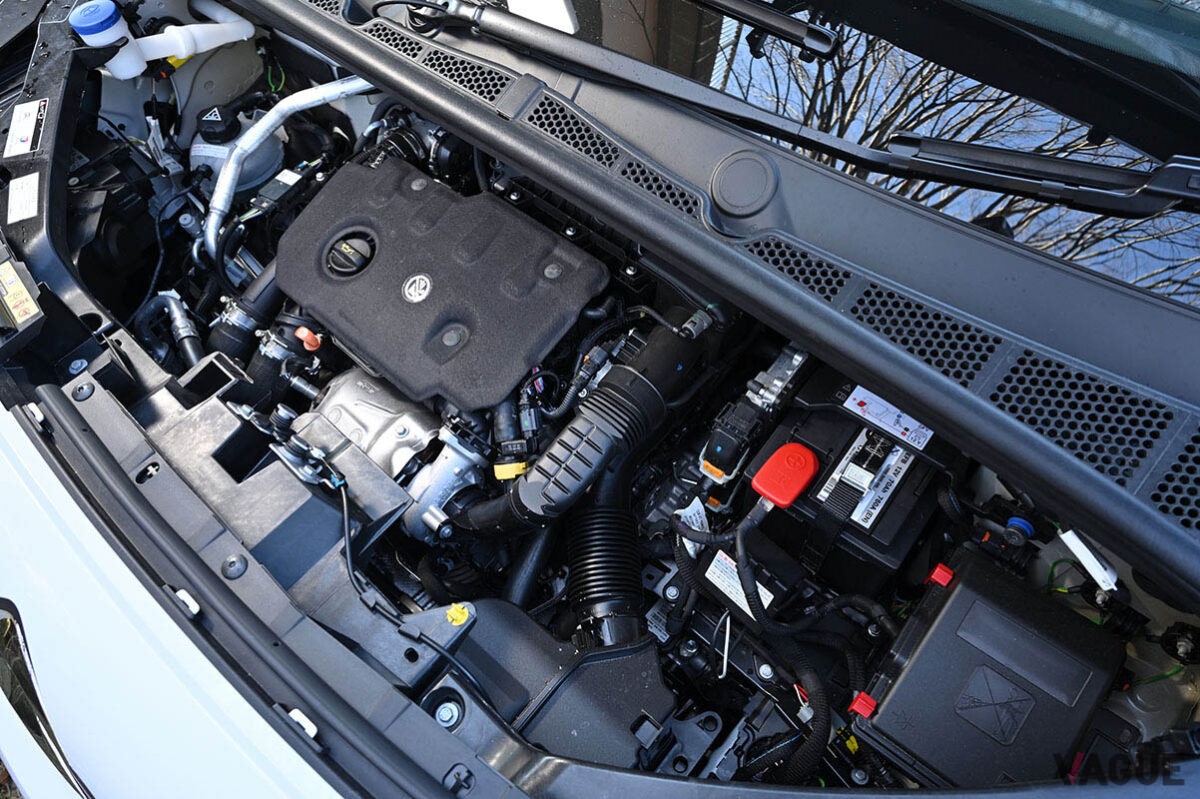 ロング化によってキャビンや荷室がより広くなり、乗り心地も一段と快適になったシトロエン「ベルランゴ ロング」