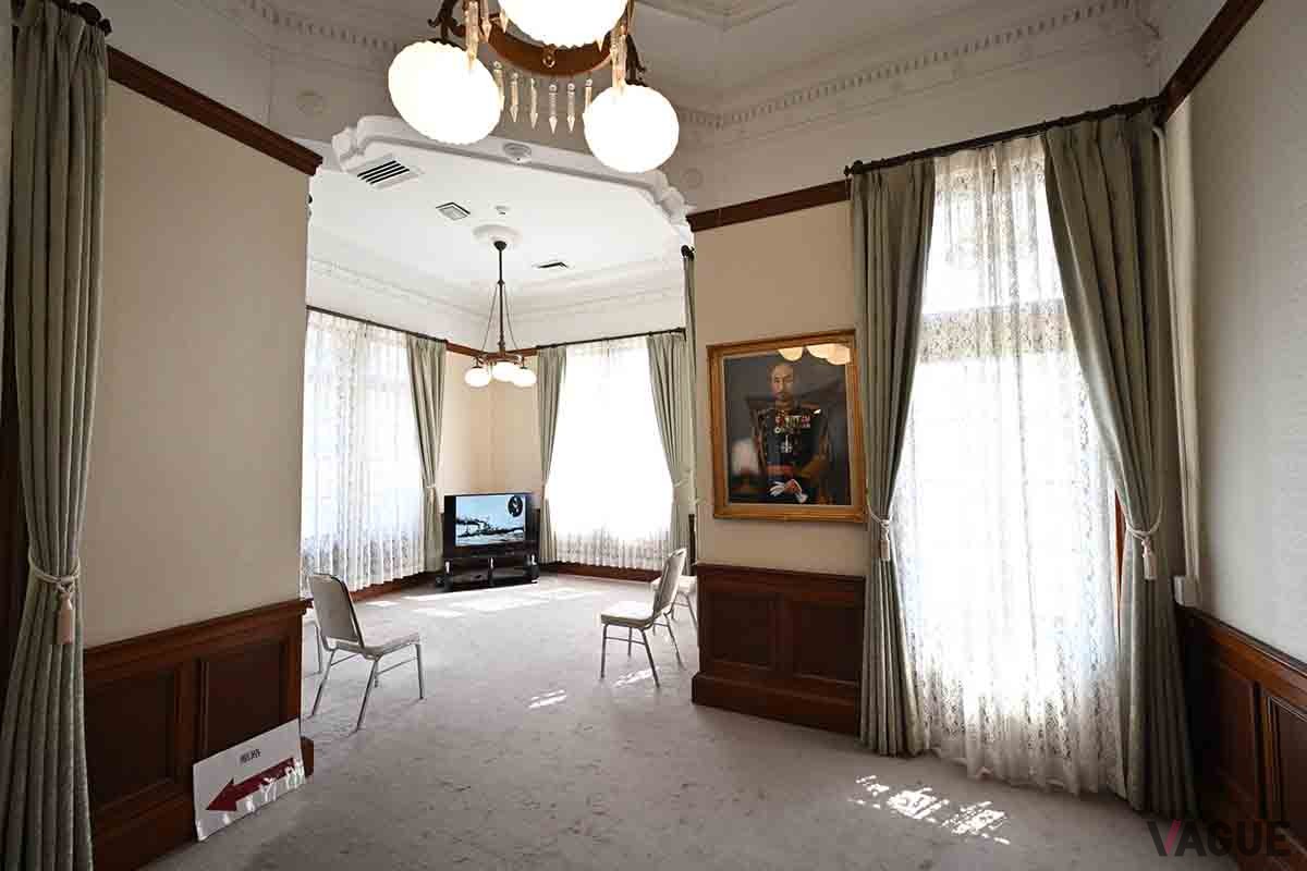 ゴールは愛媛県松山市にある国の重要文化財「萬翠荘」。大正11年旧松山藩主の子孫にあたる久松定謨伯爵が、別邸として建設した純フランス風の建物だ